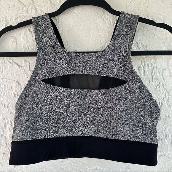 LULULEMON Bra Women 8 Run The Day Gym Athletic Yoga - Picture 2 of 6